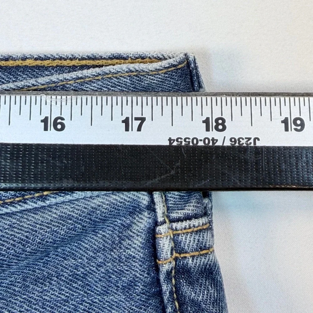 Levi's 501 Original Fit Jeans Men's 36x29 Button Fly Light Wash Denim Y2K 2003